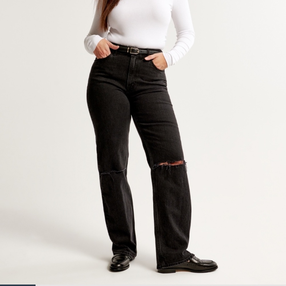 Abercrombie and Fitch Curve Love High Rise 90s Relaxed Jean
